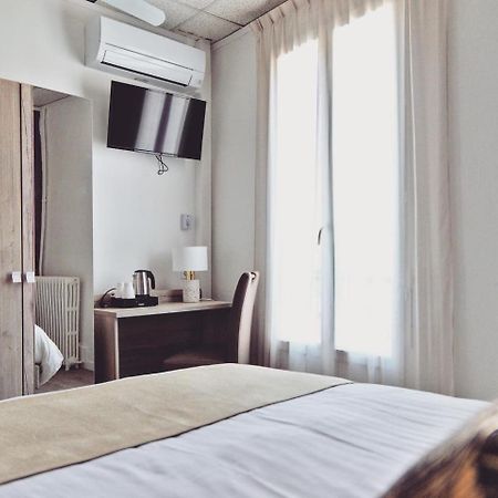 Hotel Du Golfe Sete-Balaruc Екстериор снимка